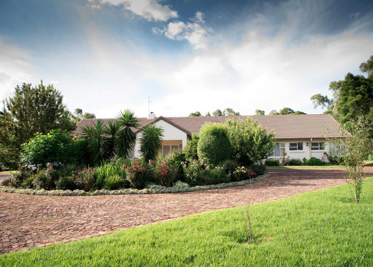 Amohela Guesthouse Midrand Eksteriør billede