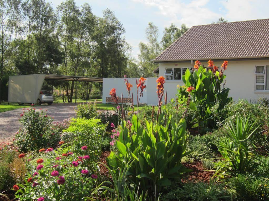 Amohela Guesthouse Midrand Eksteriør billede