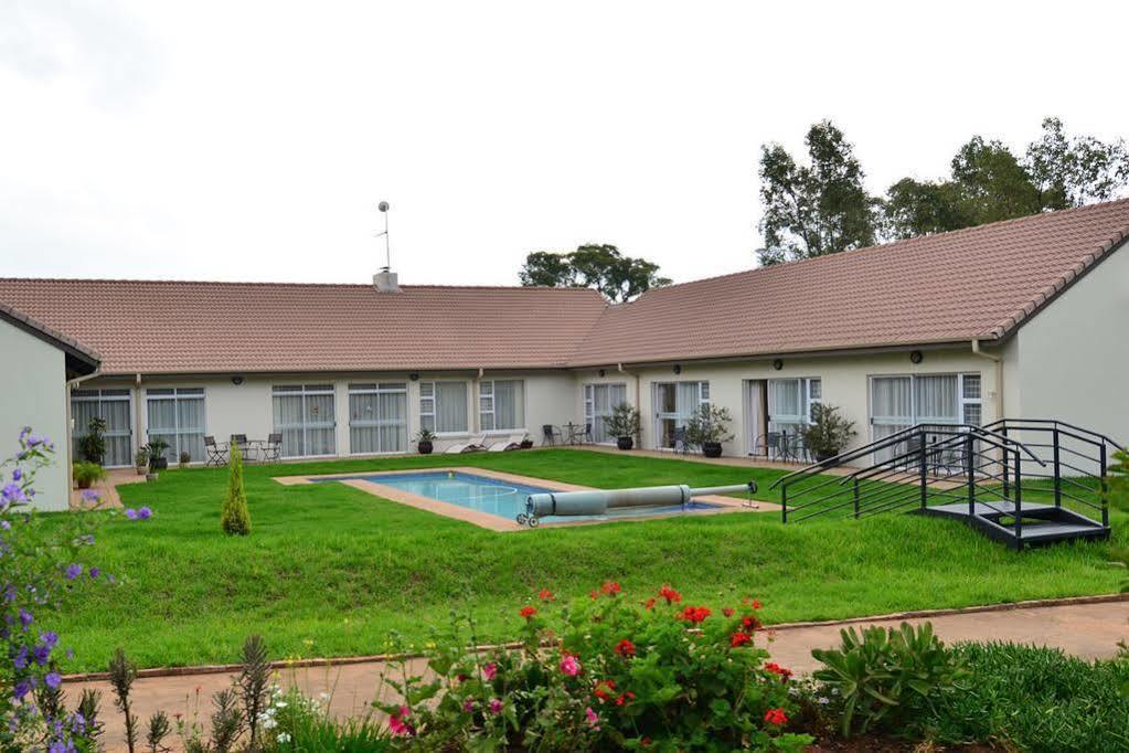 Amohela Guesthouse Midrand Eksteriør billede